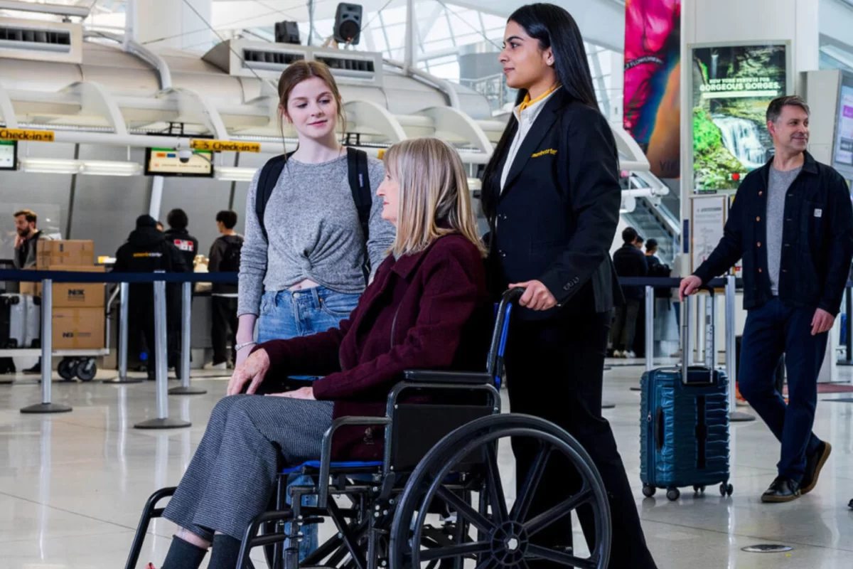a woman in a uniform